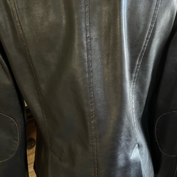 RVT Clothing Vintage Faux Leather Jacket - Picture 4 of 8